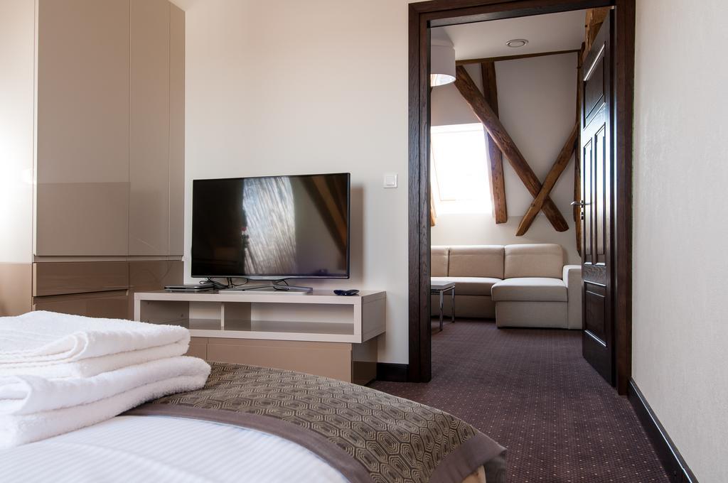 B&B Wieniawa Parking I Sniadanie W Cenie! Breakfast And Parking Included! Лешно Экстерьер фото